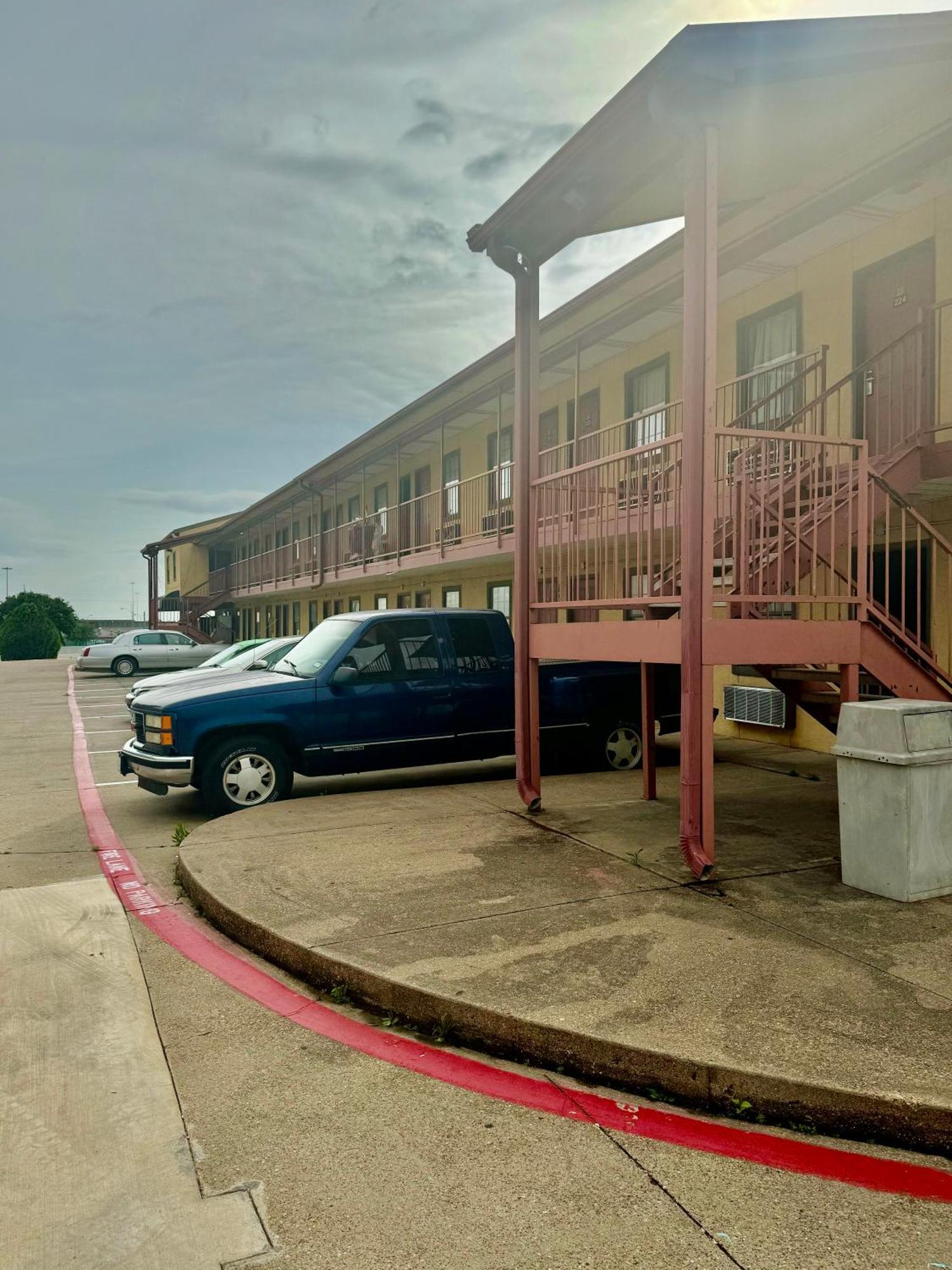 Seagoville Inn Exterior foto